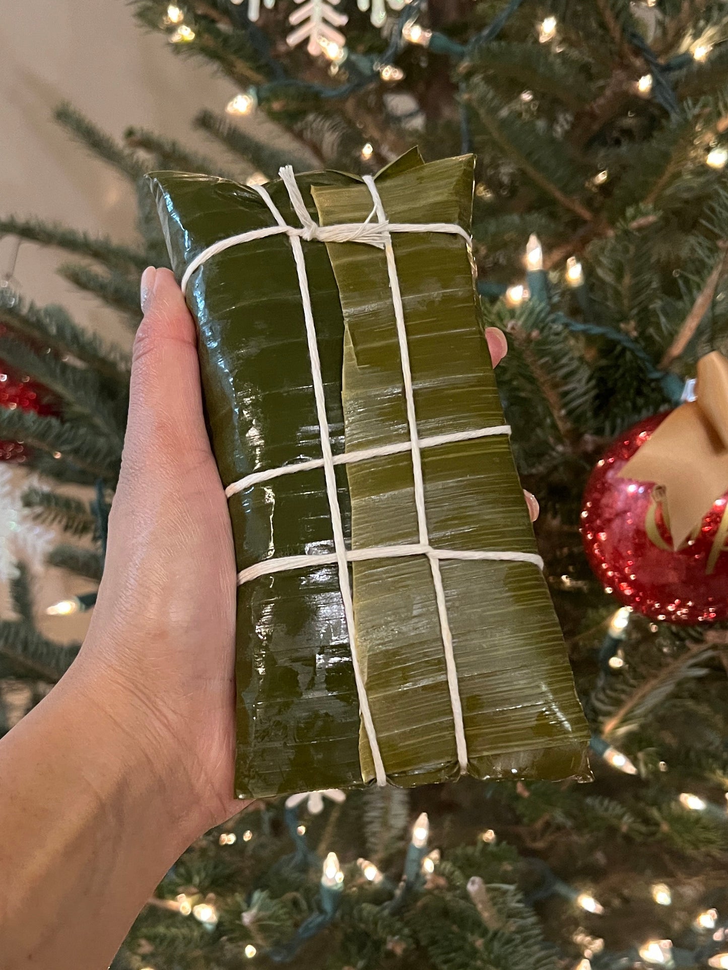 HALLACA MIXTA (Pollo/Res/Cerdo)